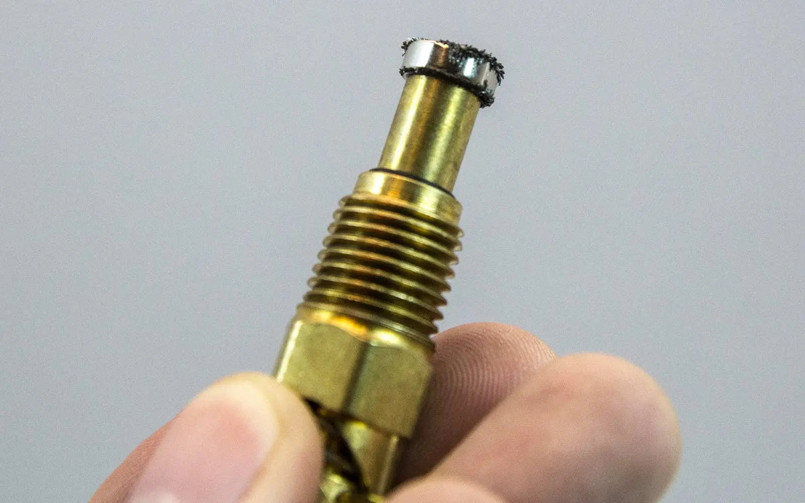 Magnetic Drain Valve Luneta LLC